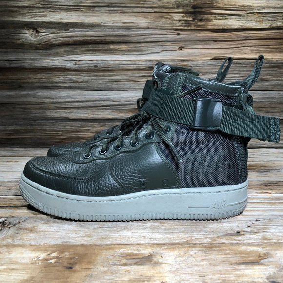 Nike SF-AF1 Outdoor Green Mid Fashion Sneakers Women US 7, UK 5.5, - Picture 2 of 11